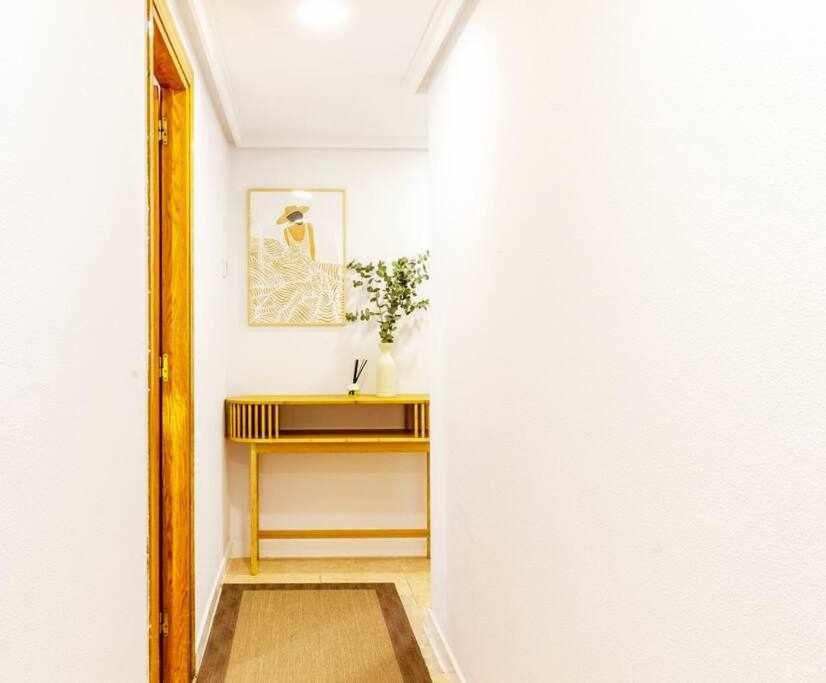 Apartamento Pink Maritimo Τορεβιέχα Εξωτερικό φωτογραφία