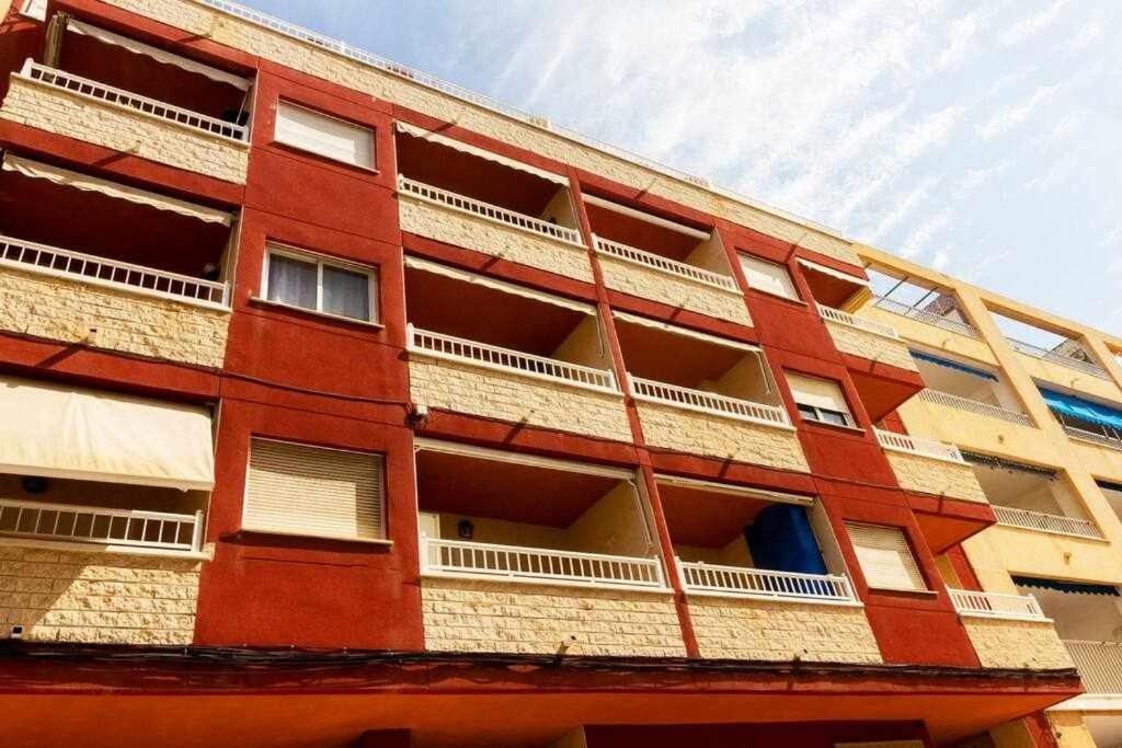 Apartamento Pink Maritimo Τορεβιέχα Εξωτερικό φωτογραφία